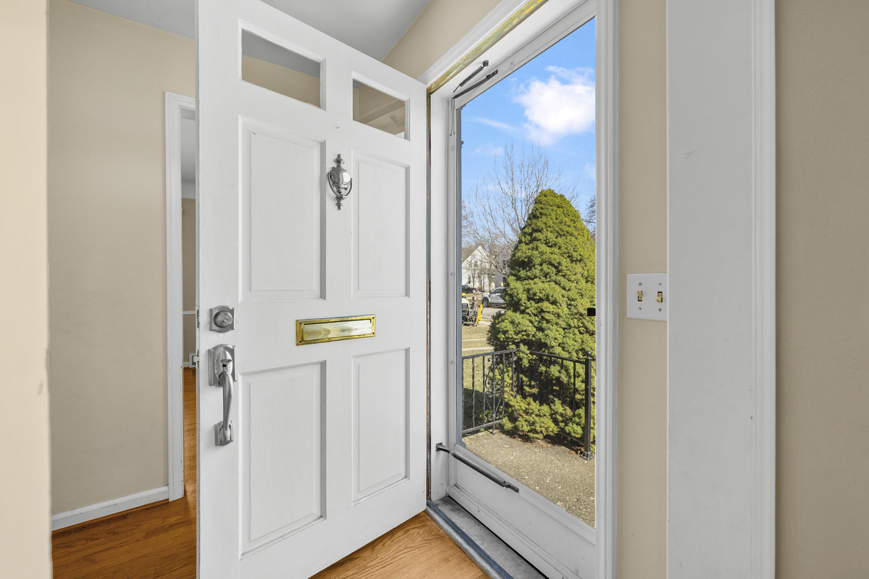 576 Golfview Boulevard