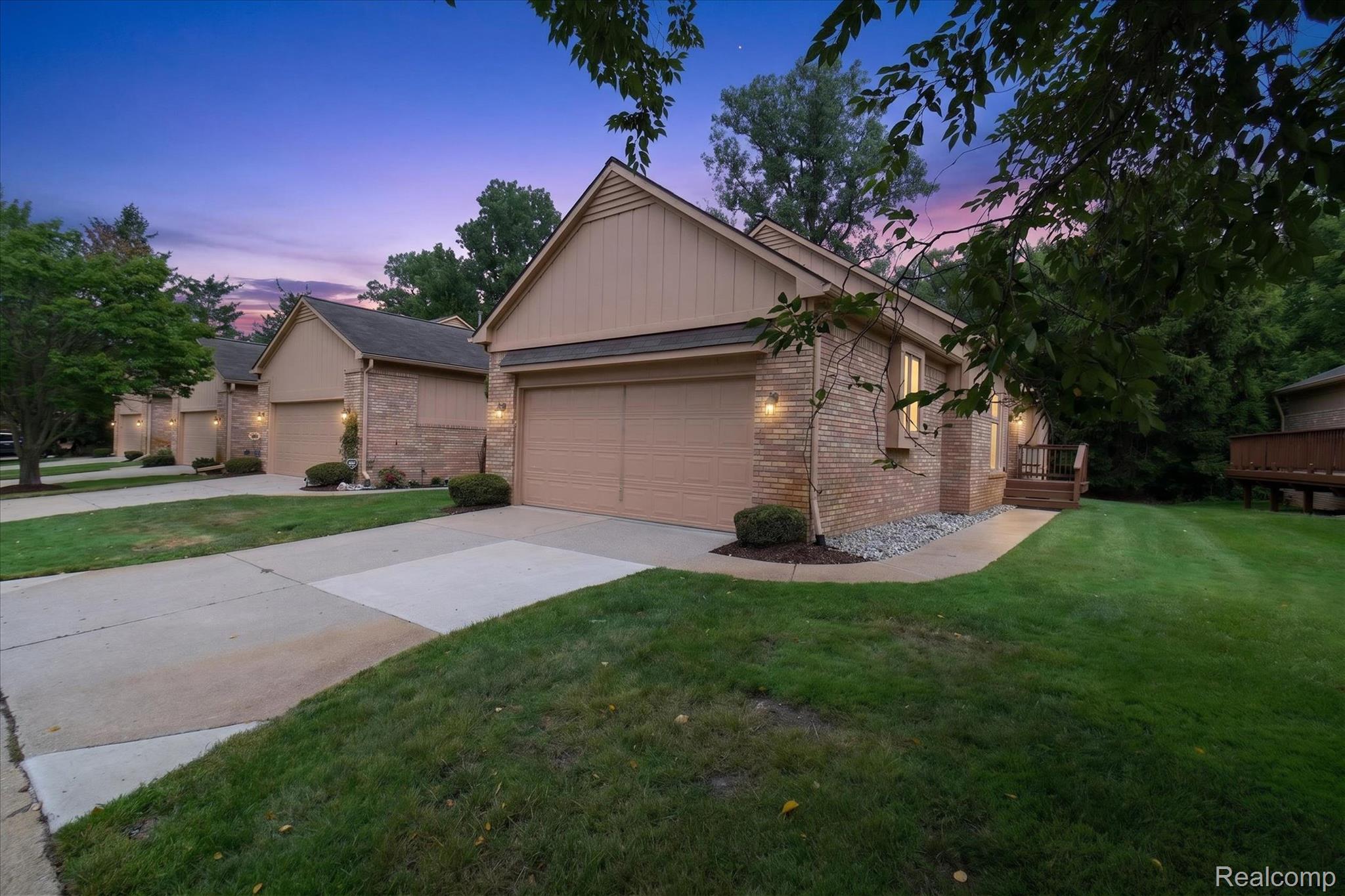 21660 River Ridge Trail