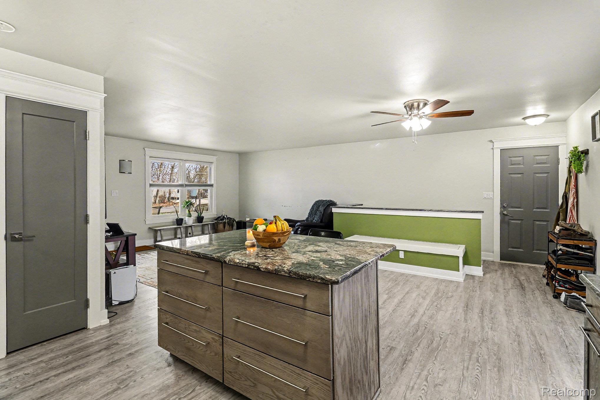 6561 Bennett Lake Road