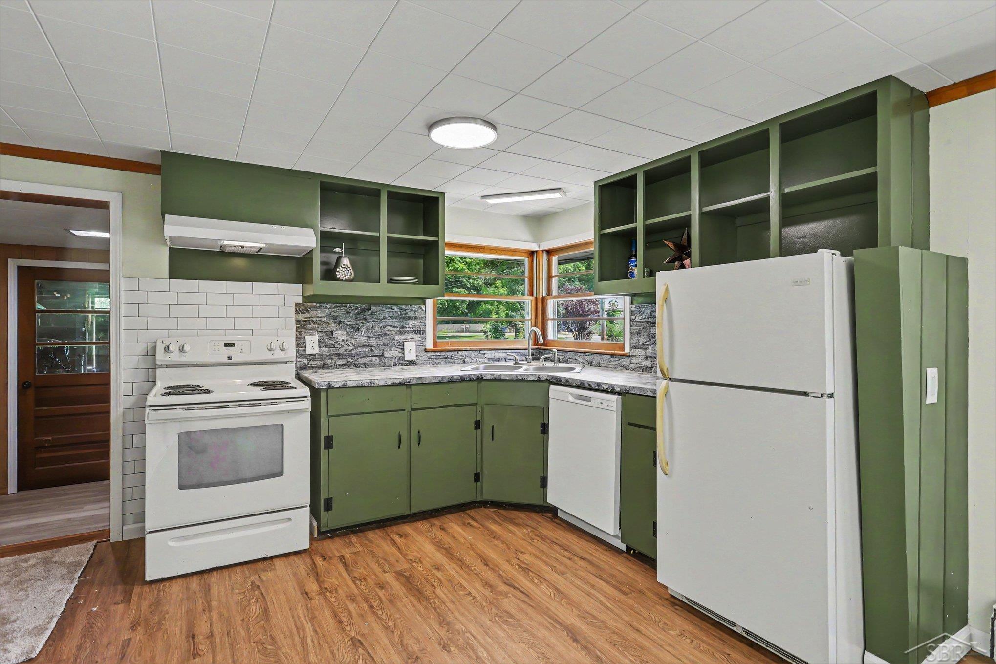 748 W Irish Street