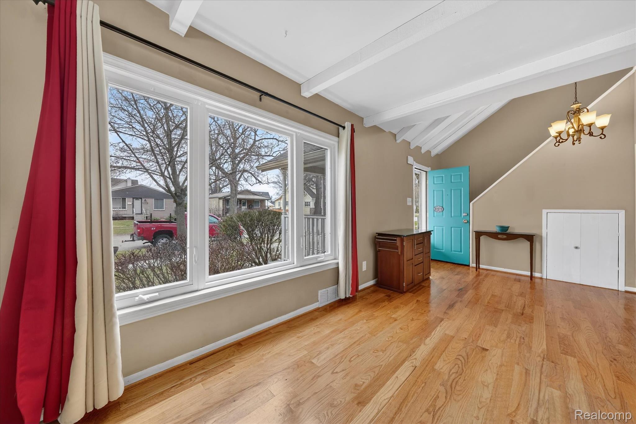 3047 Cumberland Road