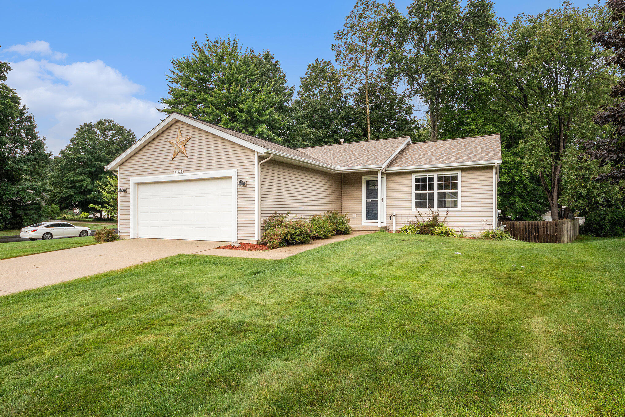 11127 Creekside Drive