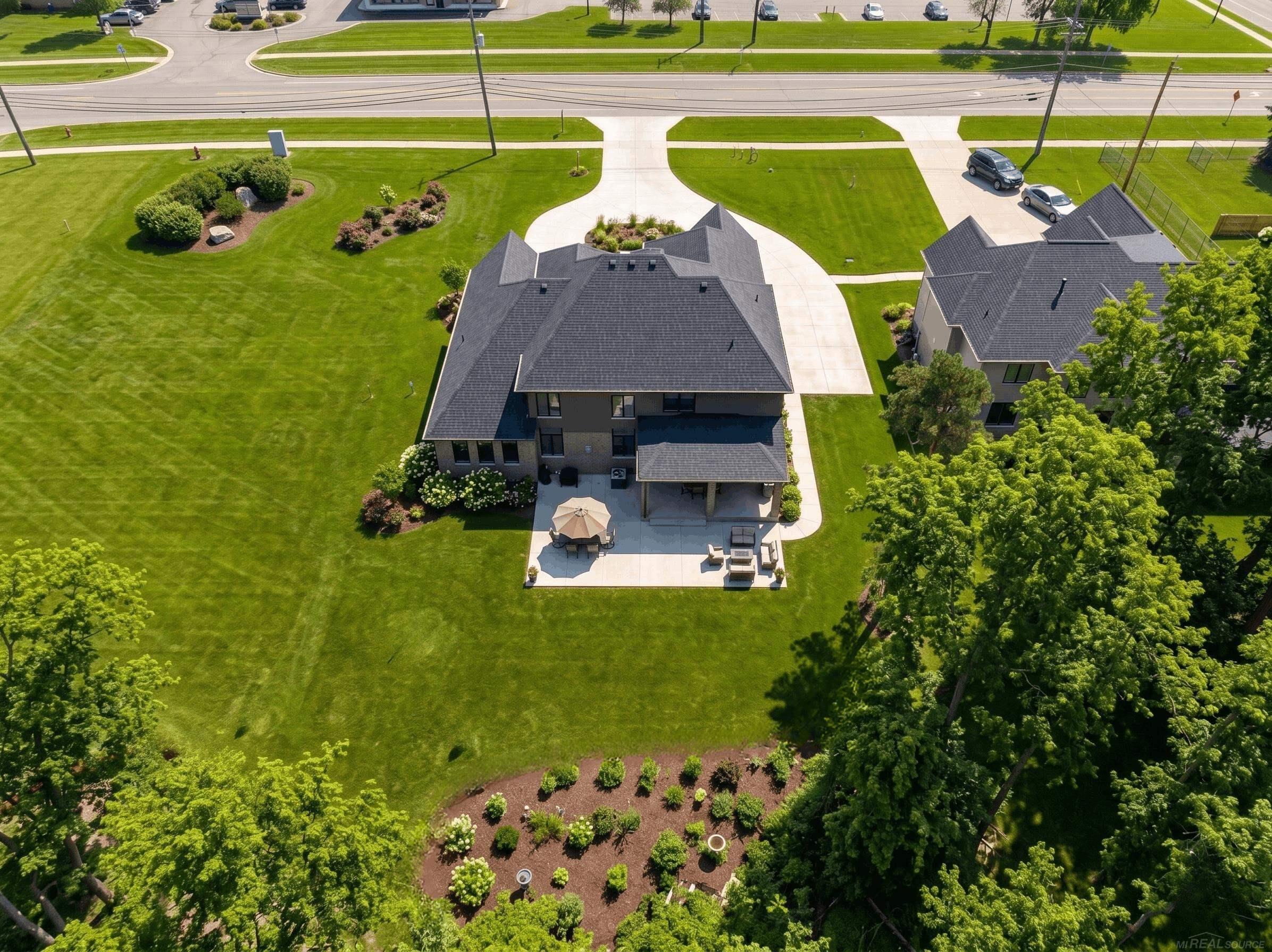 1055 Avon Road
