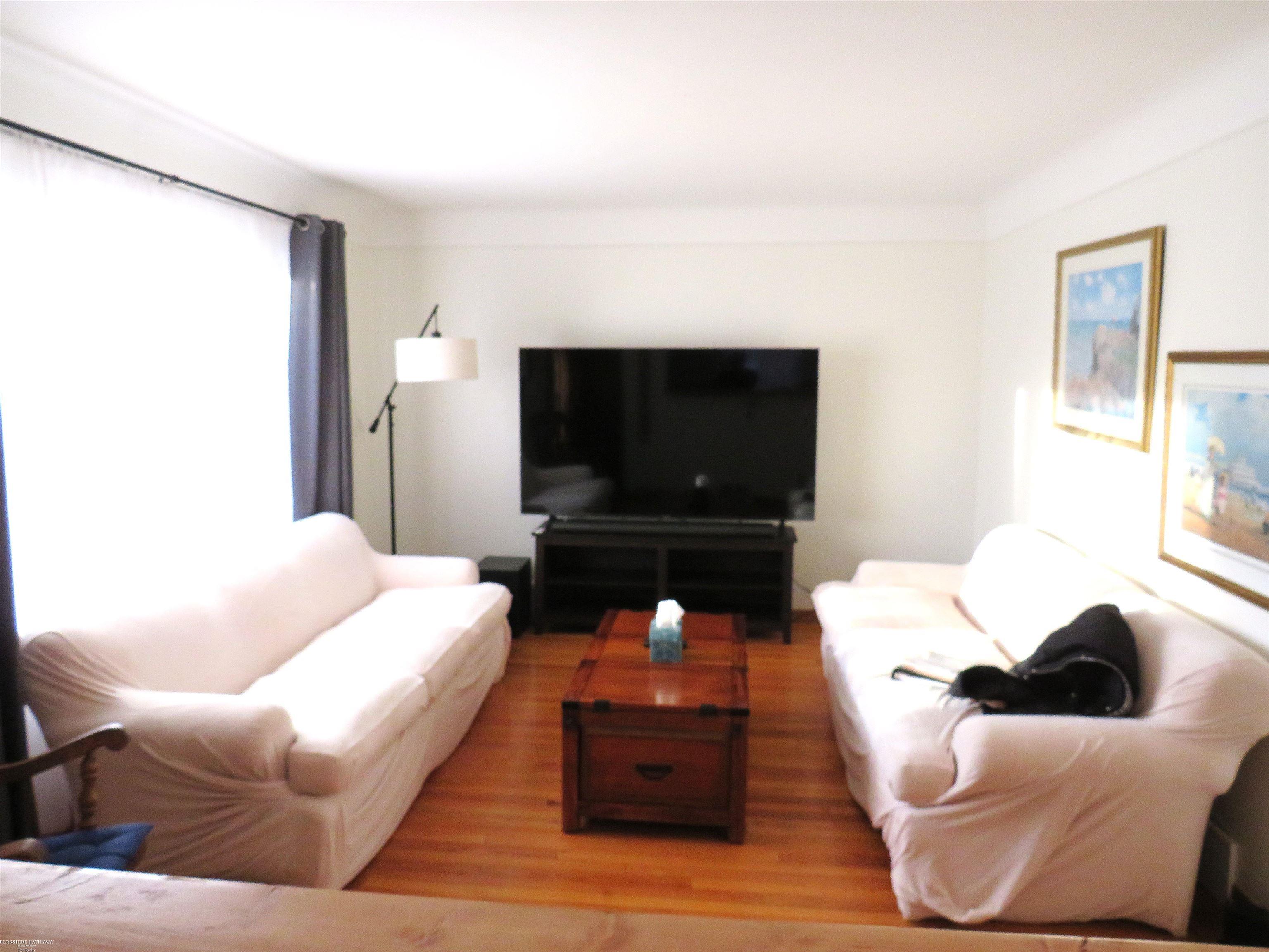 Eastpointe, Michigan 48021, United States, 3 Bedrooms Bedrooms, ,2 BathroomsBathrooms,Residential,Pending,87301