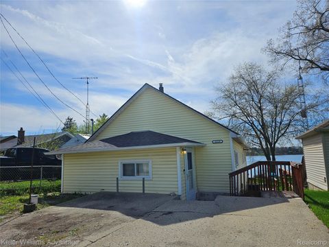 2219 Gray Road Oregon Township MI 48446