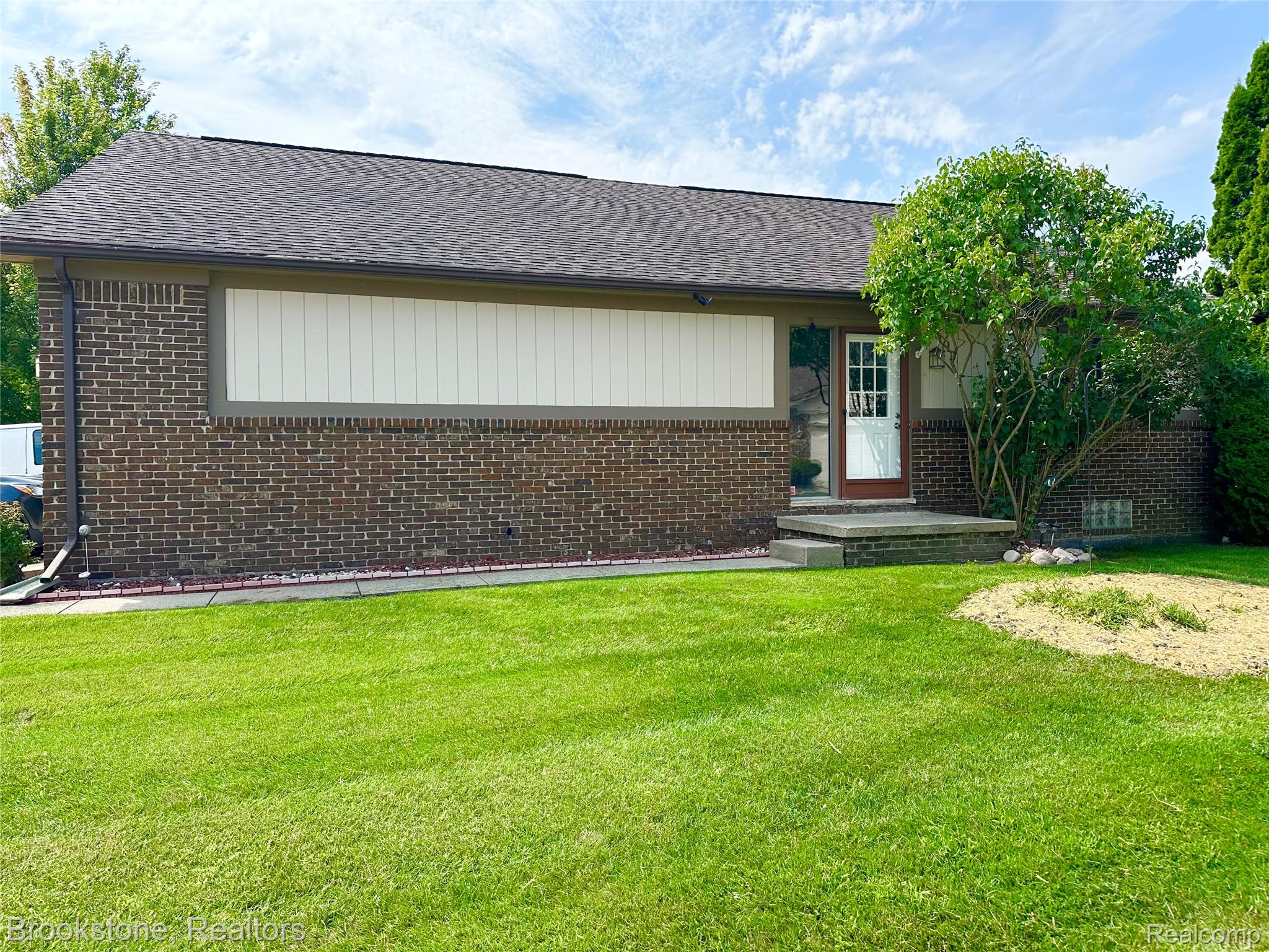 20561 Longwood Drive