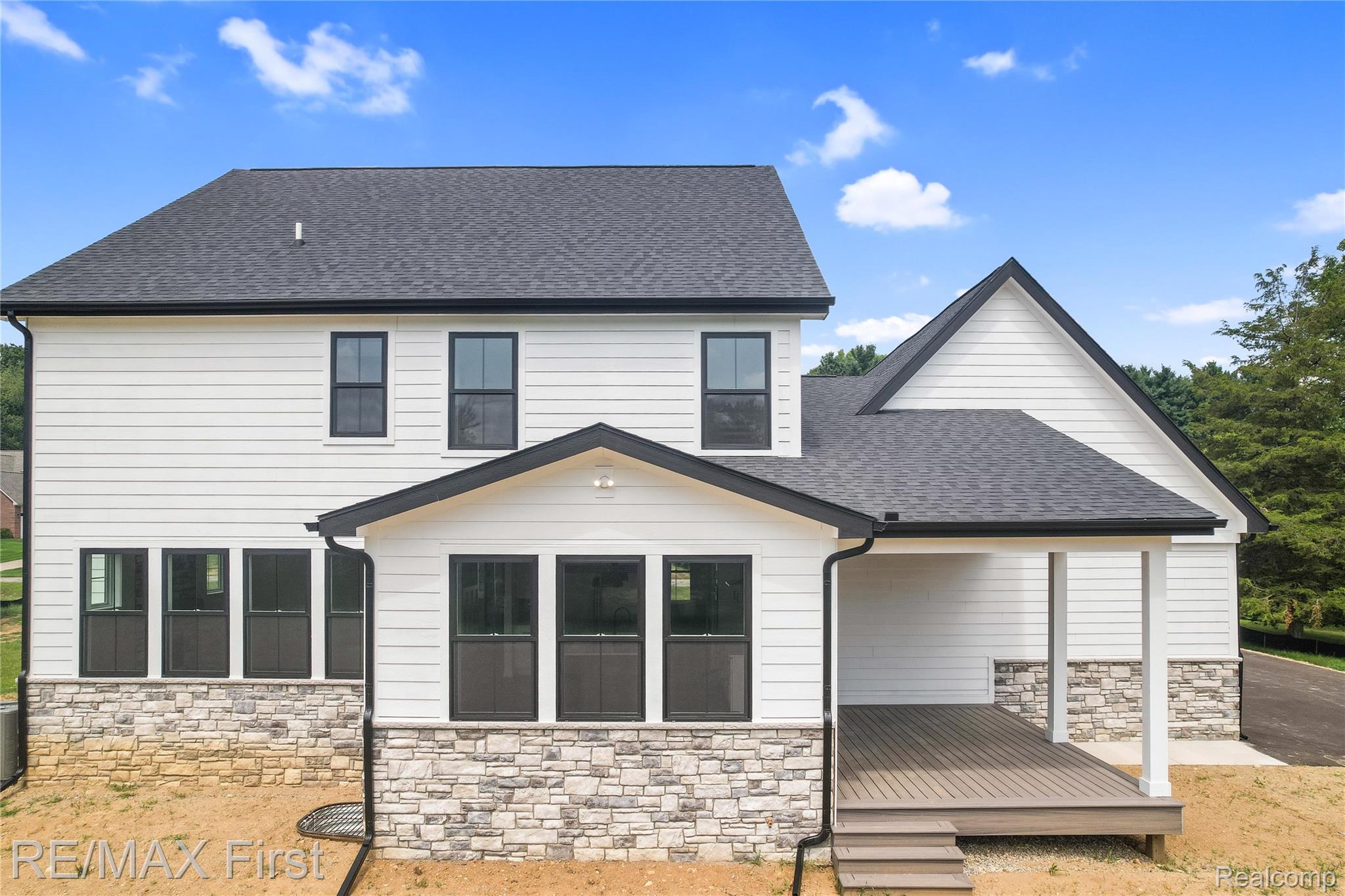 11152 Spruce Point Dr