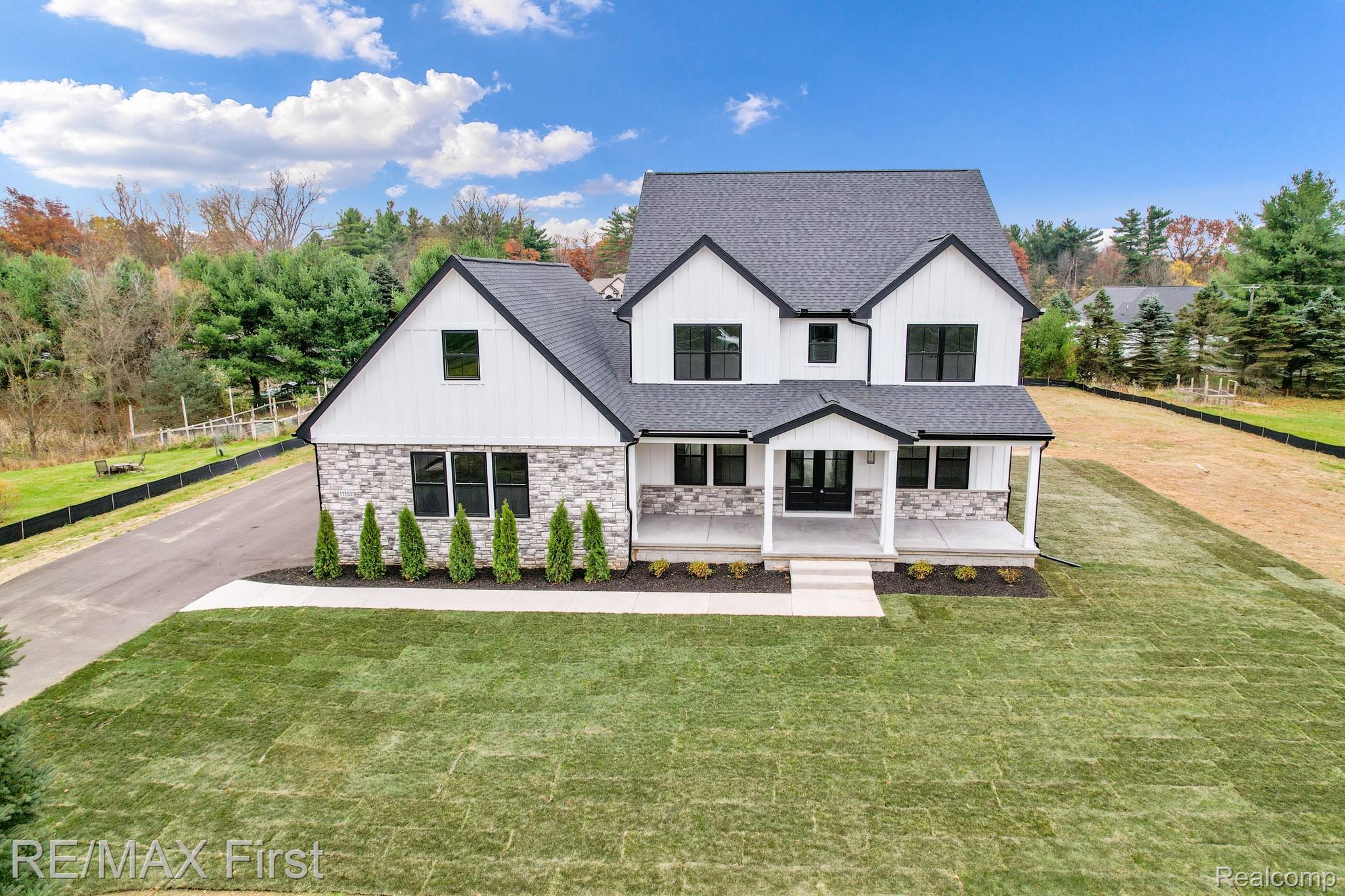 11152 Spruce Point Dr