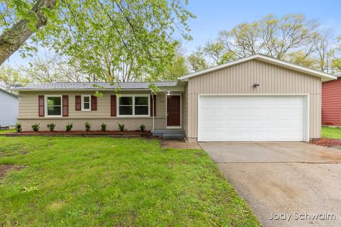 279 Andover Street SE Kentwood City MI 49548