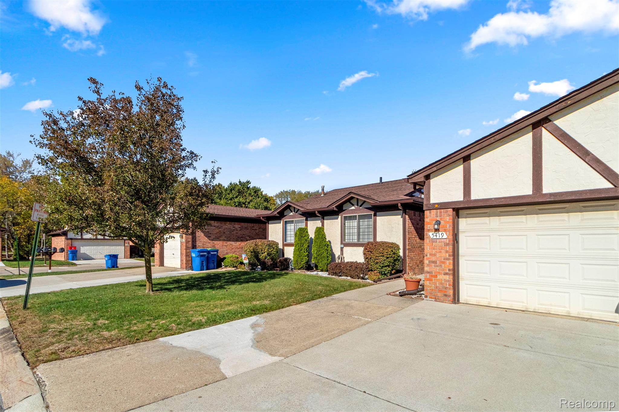 5419 DUKE CT