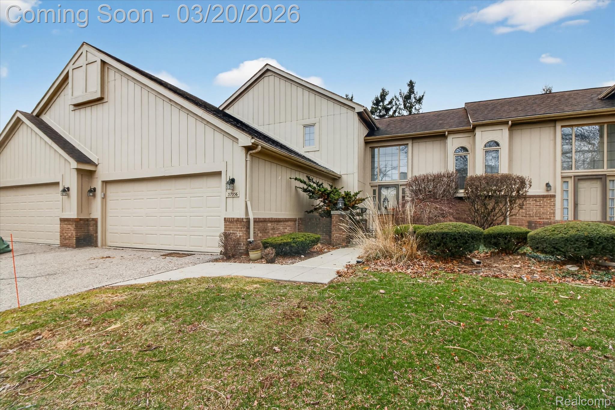 37936 N Laurel Park Drive