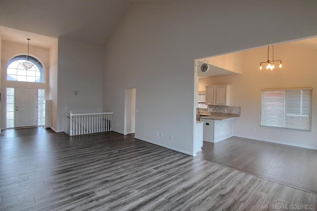 30496 Berghway Trail