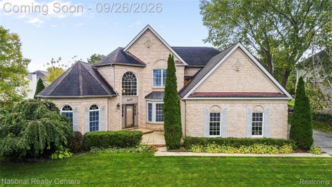 Photo of 2077 Applebrook Dr, Commerce Charter Township, MI 48382 (MLS # 20261077858)