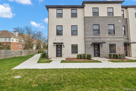 2817 Summers Place Troy City MI 48084