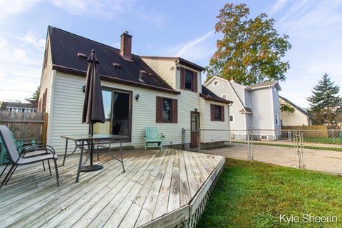 Tiny photo for 47 Farnham Street SE, Kentwood City, MI 49548 (MLS # 65026054492)