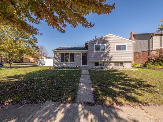 22490 HUNTINGTON CT, WOODHAVEN, MI 48183 - Image 8fc93befbdcebfda87b2971785a3b739/2820071618