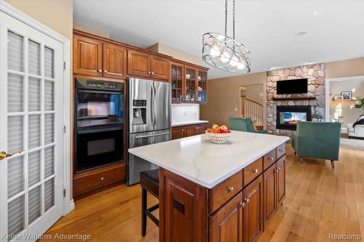 2282 Sandlewood Drive