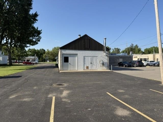 316 W Superior Street