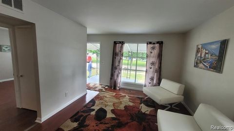 Tiny photo for 606 E MILTON Avenue, Hazel Park City, MI 48030 (MLS # 20251051696)