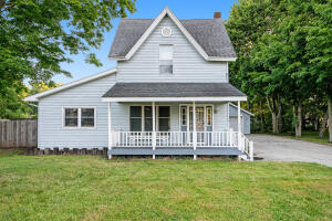 813 Park Shore Drive