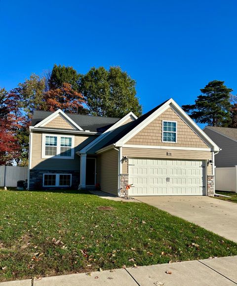 Photo of 72386 Beacon Court, South Haven Charter Township, MI 49090 (MLS # 69025055273) Photo of 72386 Beacon Court, South Haven Charter Township, MI 49090 (MLS # 69025055273)