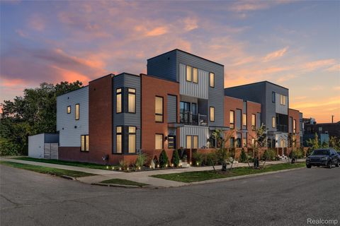 2736 Harrison Street Detroit City MI 48216