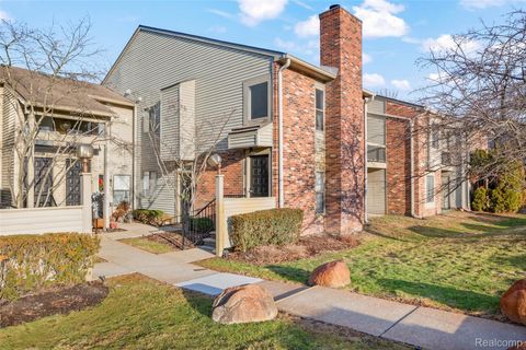 22161 Indian Creek Drive Farmington Hills City MI 48335