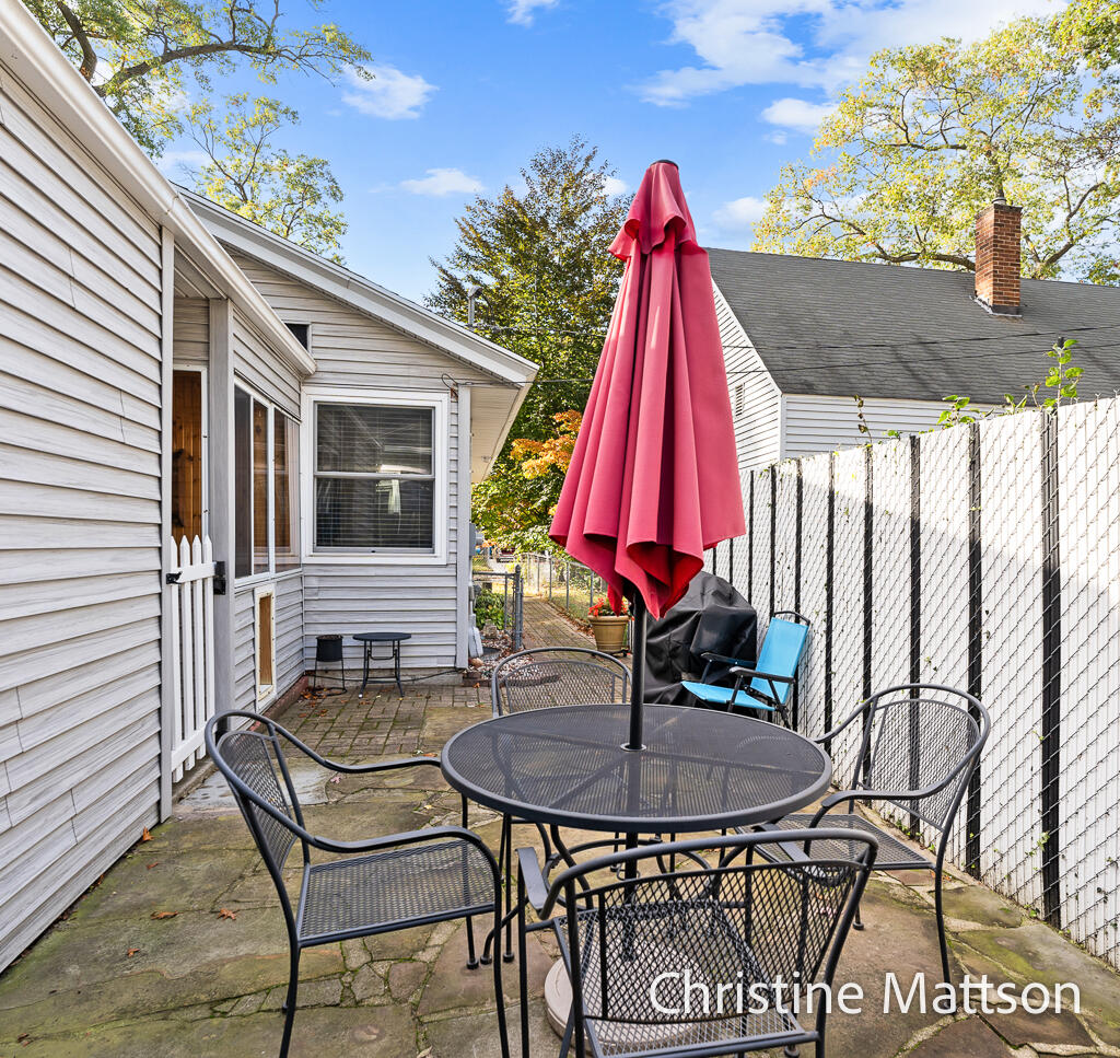 1690 Winchester Drive