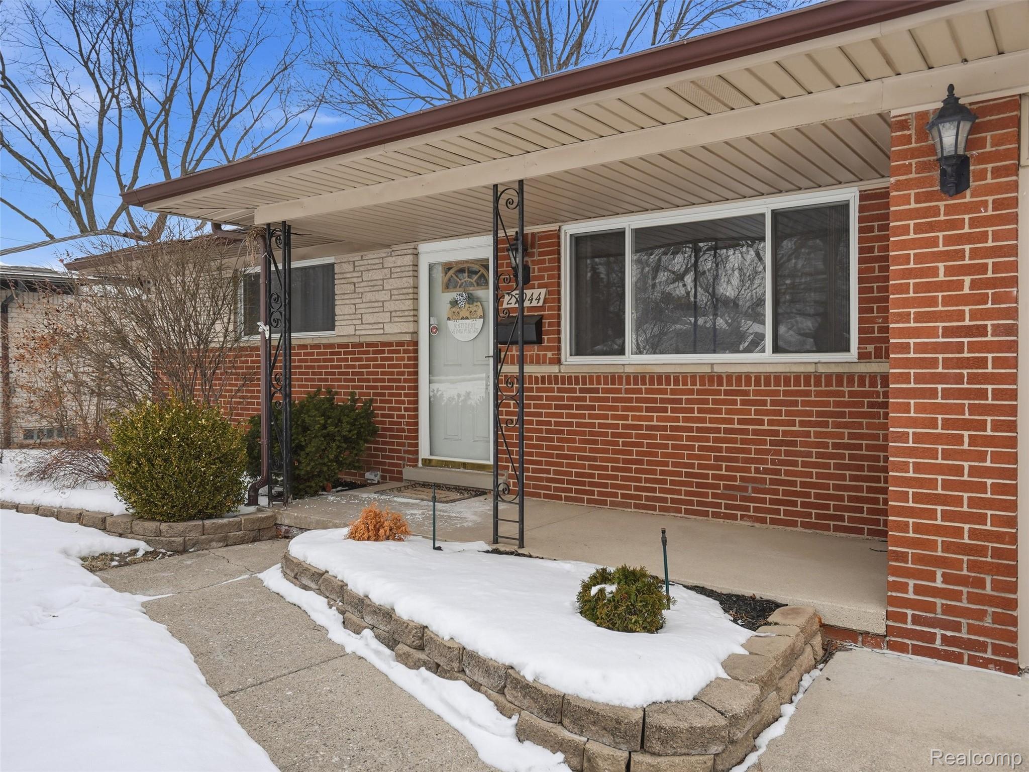 27944 Flanders Avenue