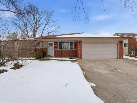 27944 Flanders Avenue Warren City MI 48088