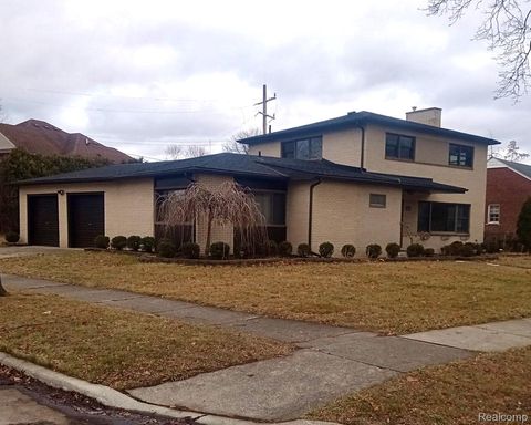 22040 Watsonia Street Dearborn City MI 48128