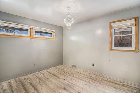 Tiny photo for 20140 Marlowe Street, Detroit City, MI 48235 (MLS # 20261015041)