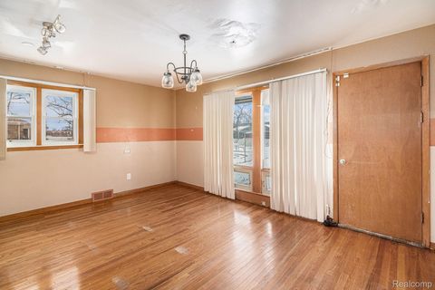 Tiny photo for 20140 Marlowe Street, Detroit City, MI 48235 (MLS # 20261015041)