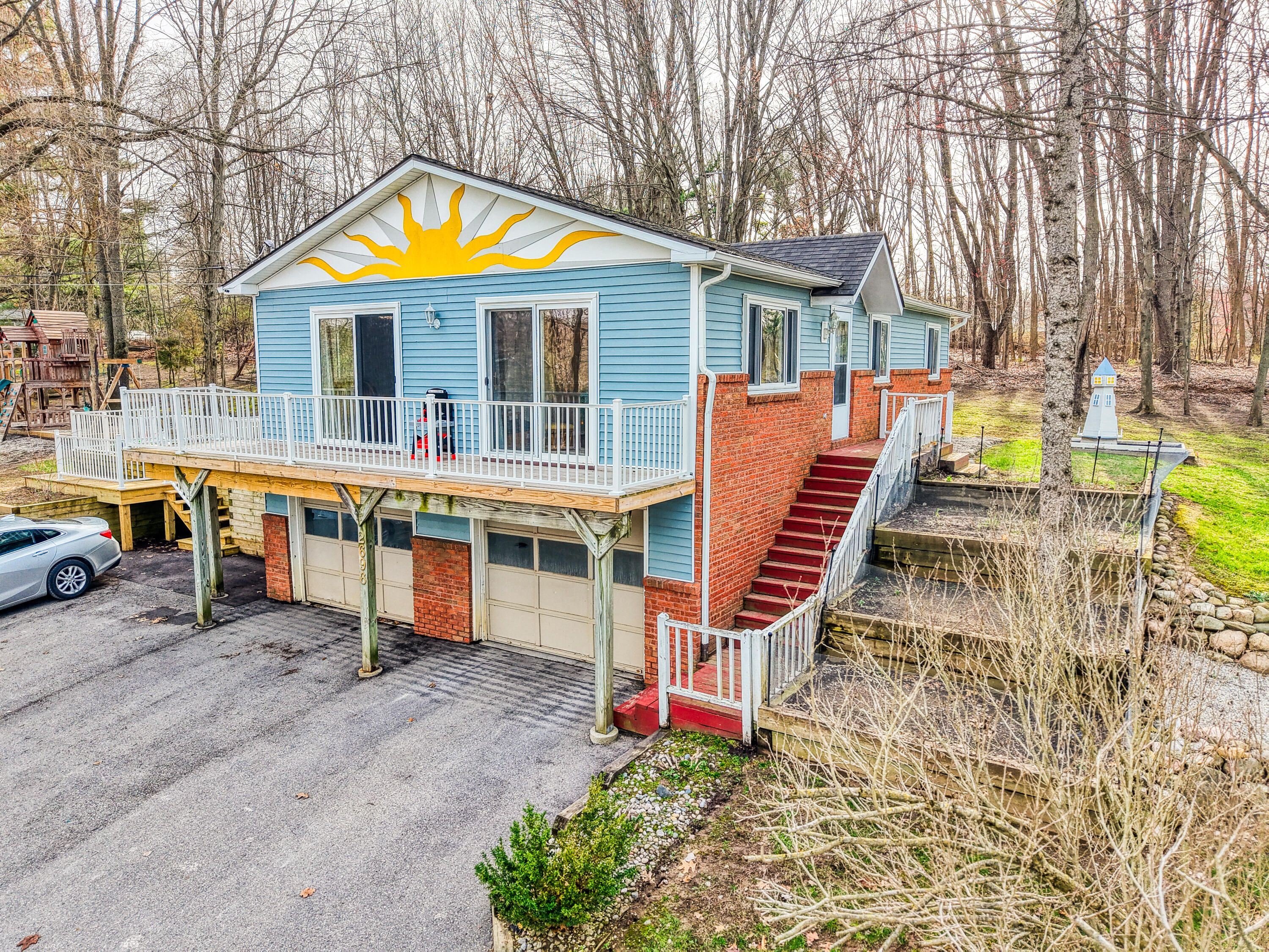 2696 Universal Drive