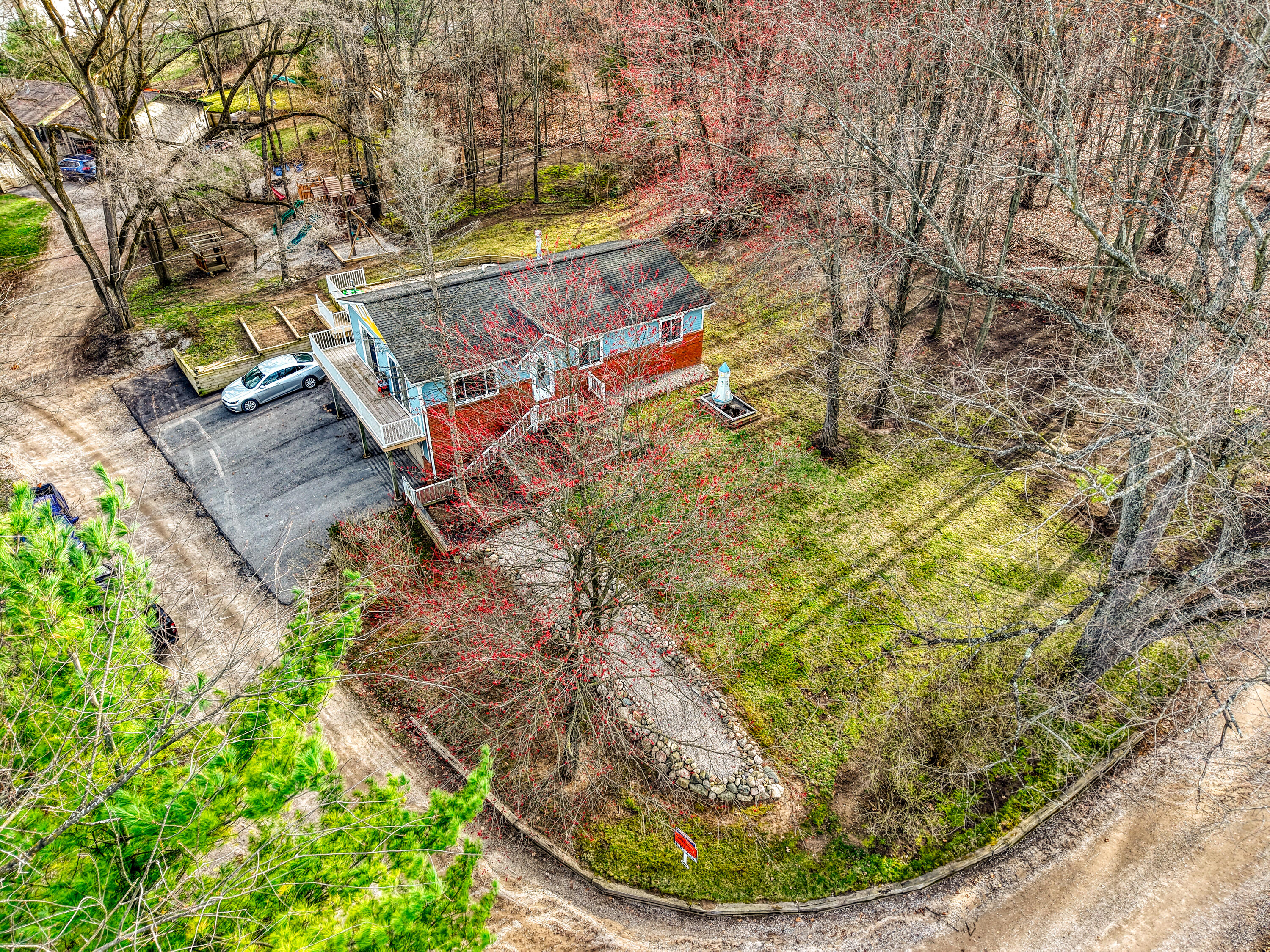 2696 Universal Drive