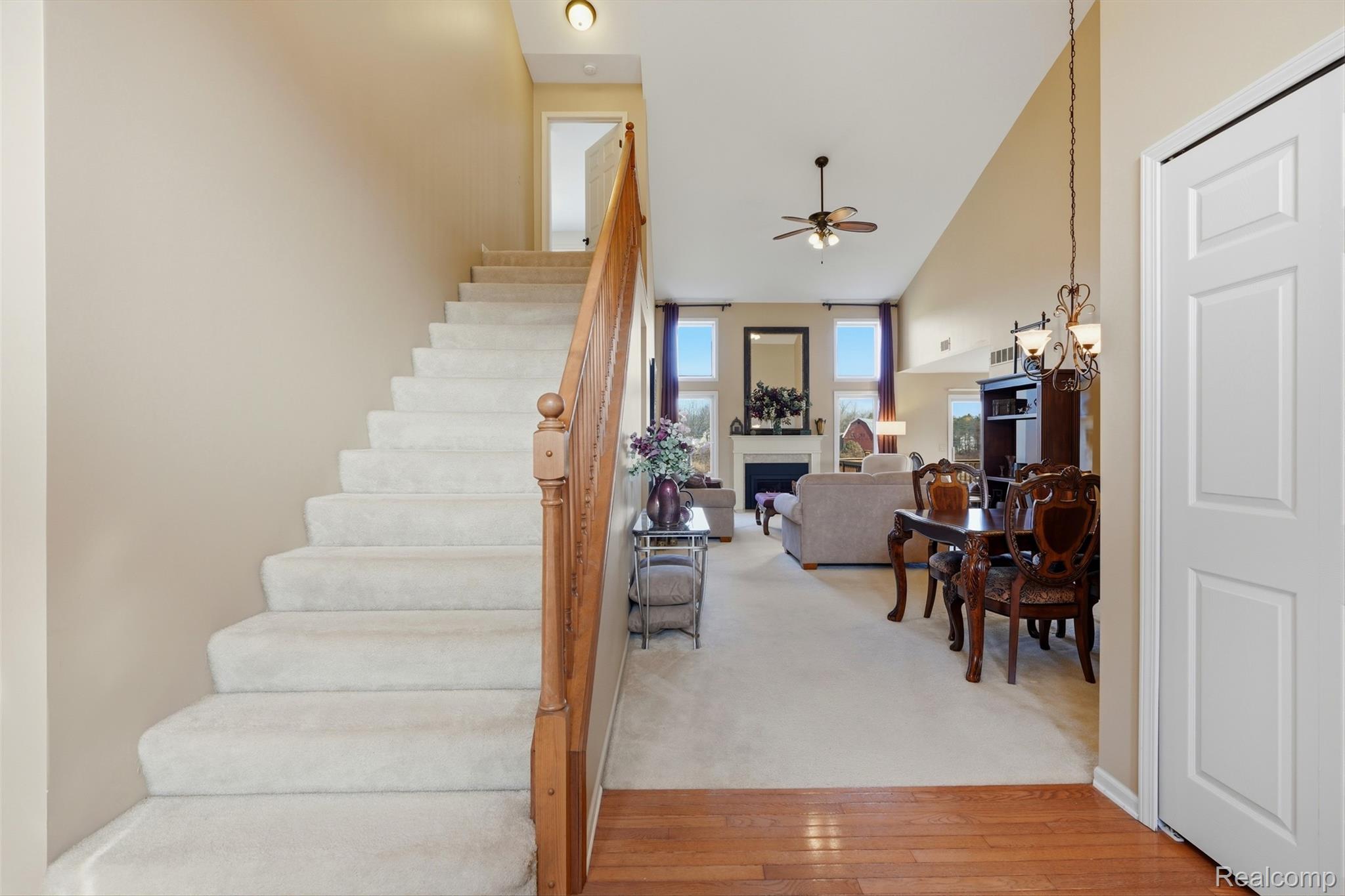 6140 Warwick Drive 6