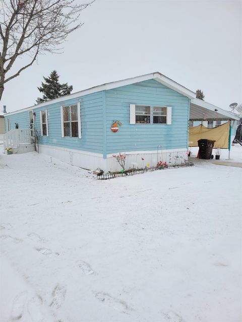 7361 Queens Court Alma City MI 48801