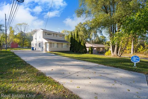 4281 Marcus Road Waterford Charter Township MI 48329