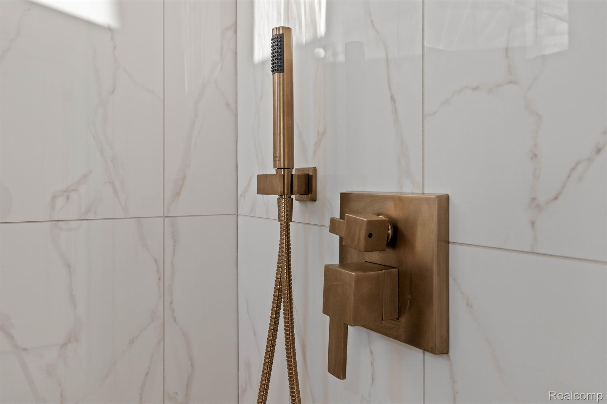 Detroit City, Michigan 48208, United States, 3 Bedrooms Bedrooms, ,3 BathroomsBathrooms,Residential,Active,131838