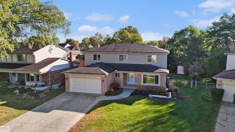 Tiny photo for 45990 Meadow Lane, Macomb Township, MI 48044 (MLS # 58050191211)