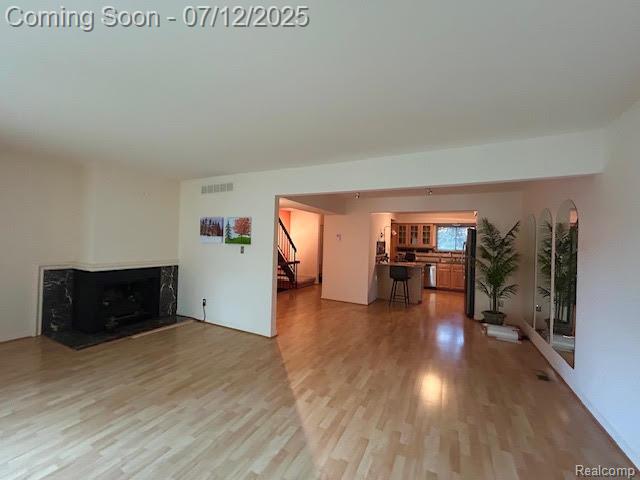 Troy City, Michigan 48084, United States, 3 Bedrooms Bedrooms, ,3 BathroomsBathrooms,Residential,Active,167920
