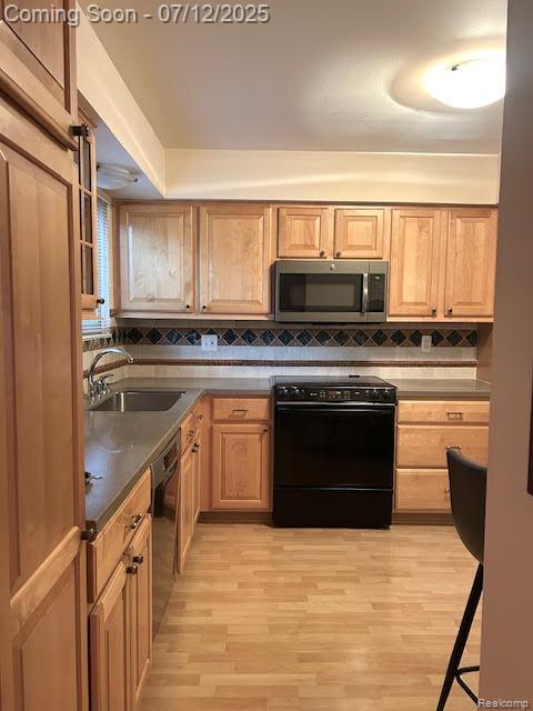 Troy City, Michigan 48084, United States, 3 Bedrooms Bedrooms, ,3 BathroomsBathrooms,Residential,Active,167920