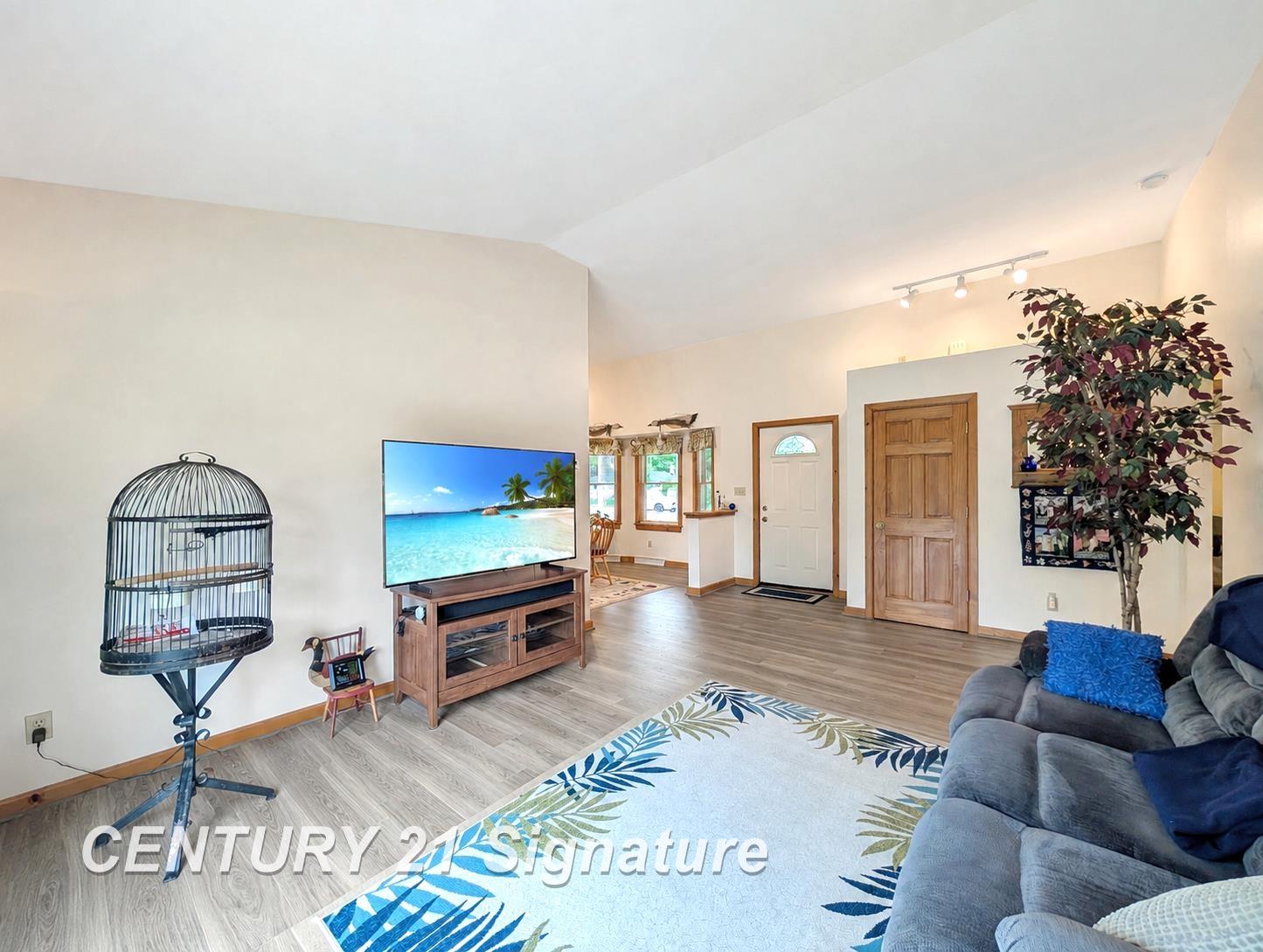 4870 CORALBERRY Road
