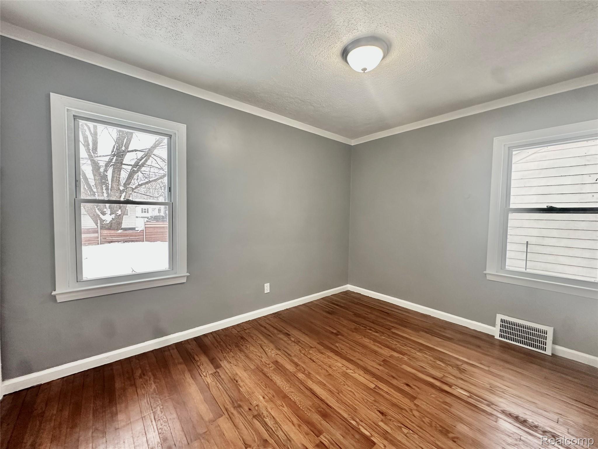 18948 Kenosha Street