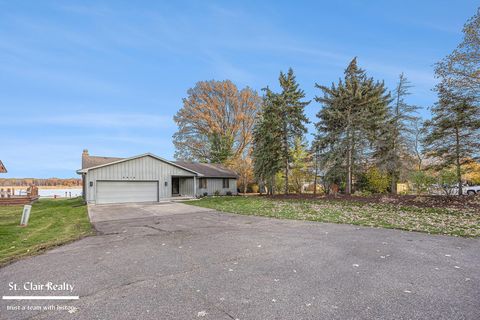 2516 River Road Marysville City MI 48040