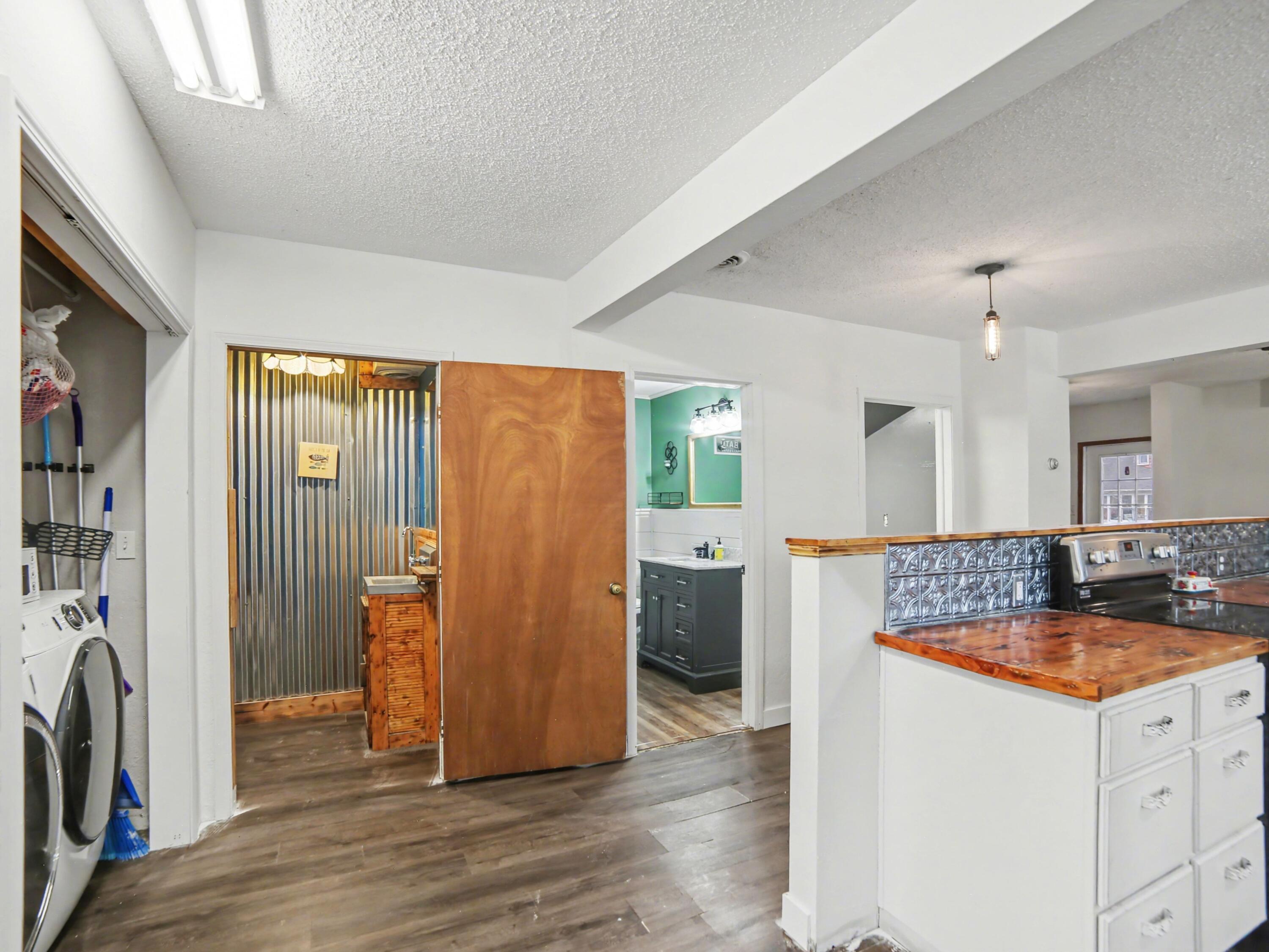 523 E Main Street