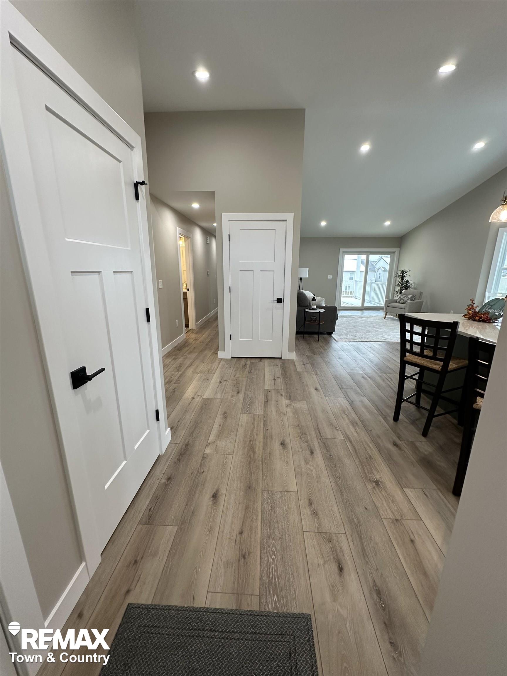 1430 Mallard Circle