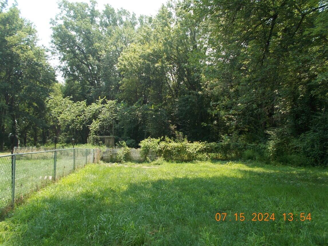 8350 Willow Road