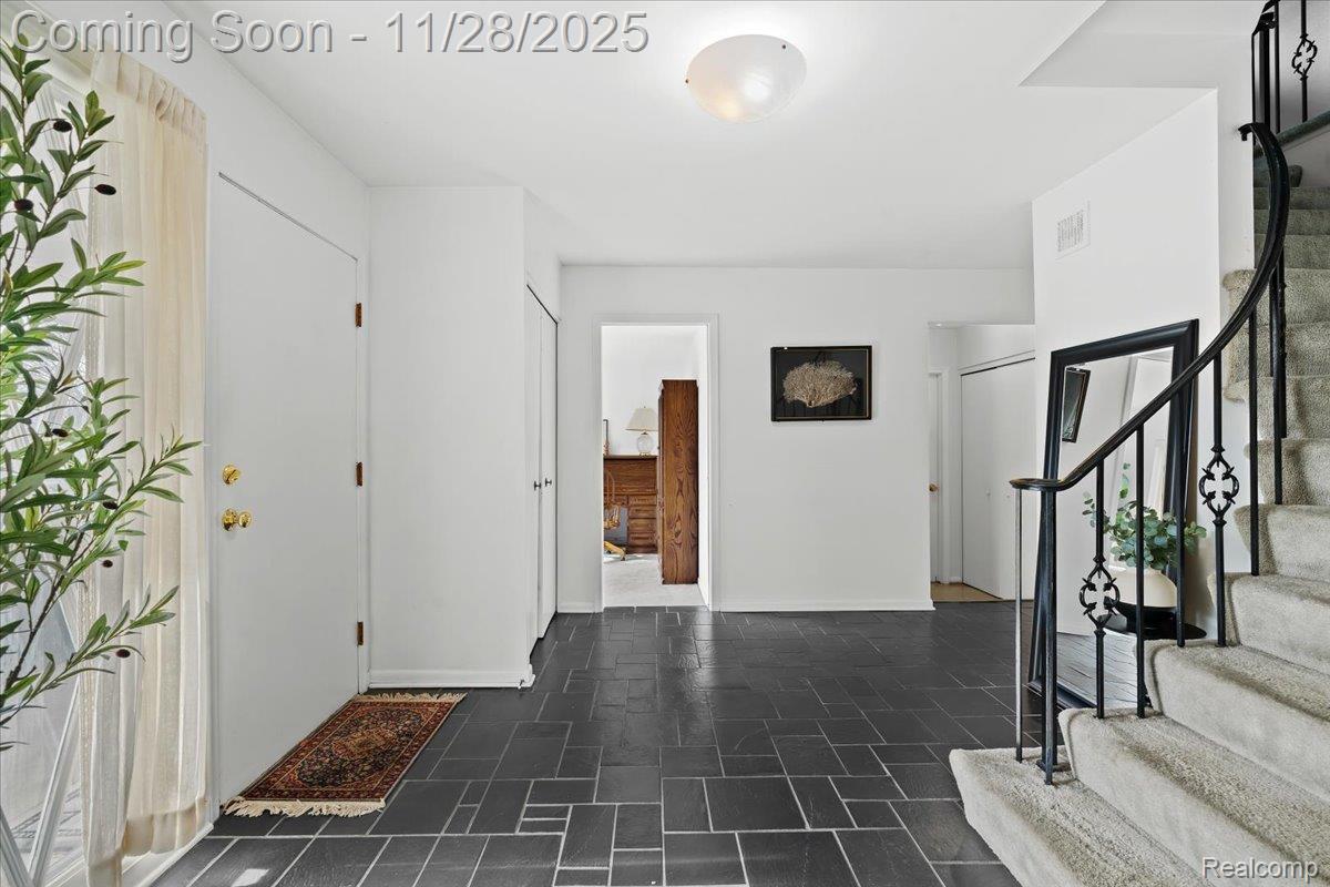 3092 Woodland Ridge Drive