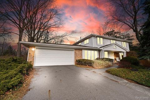 3092 Woodland Ridge Drive West Bloomfield Charter Township MI 48323